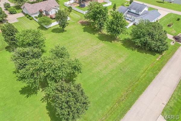 0.49 Acres of Residential Land for Sale in Dexter, Missouri