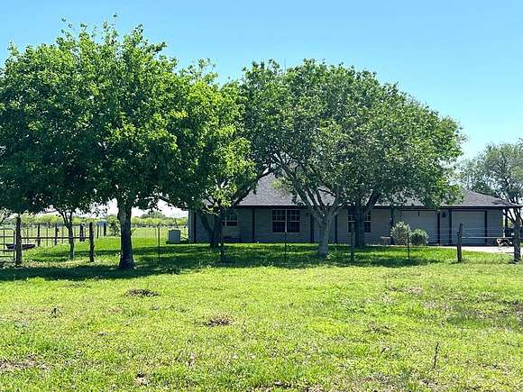 29.99 Acres of Agricultural Land with Home for Sale in Woodsboro, Texas