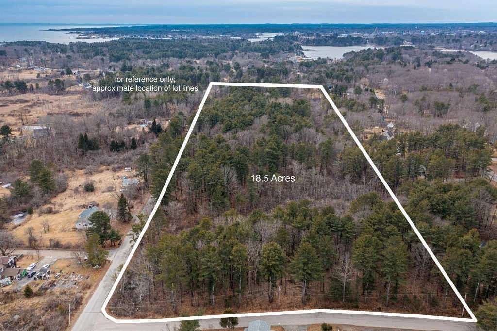 21.112 Acres of Land for Sale in Kittery, Maine