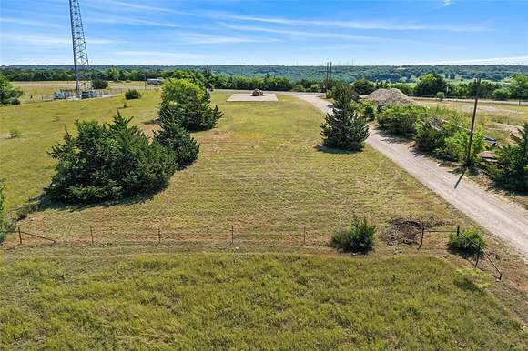 1 Acres of Residential Land for Sale in St. Jo, Texas
