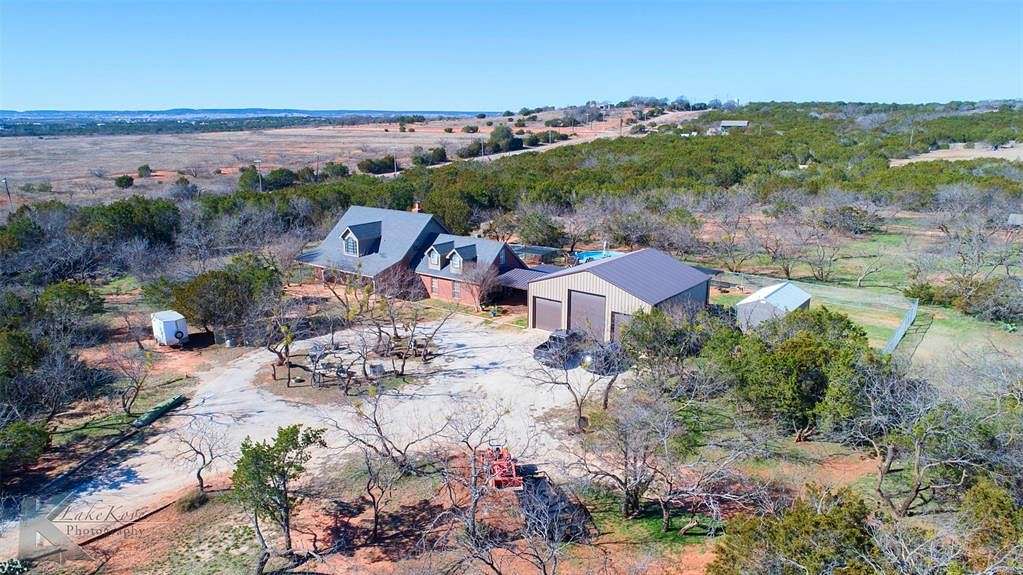4.985 Acres of Residential Land with Home for Sale in Tuscola, Texas