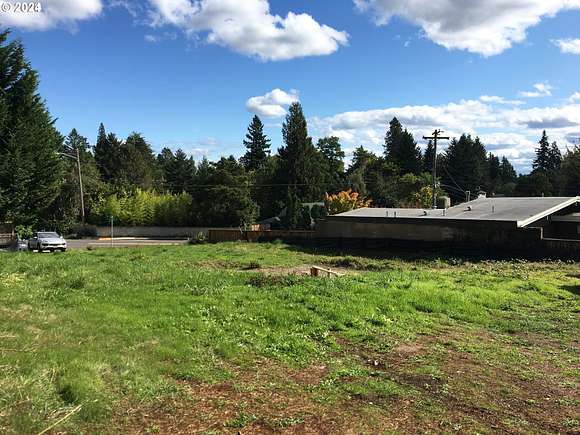 0.14 Acres of Commercial Land for Sale in Portland, Oregon