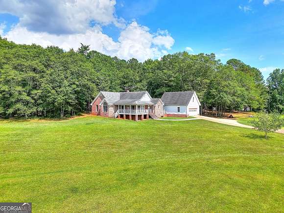 13.1 Acres of Land with Home for Sale in Monroe, Georgia