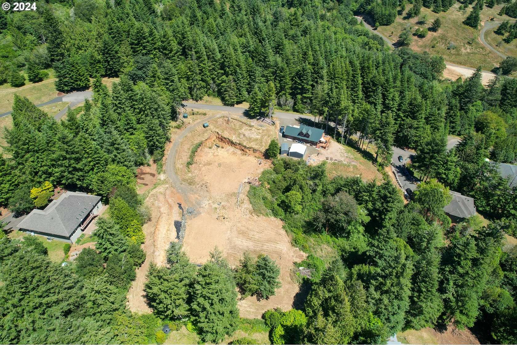 2.01 Acres of Residential Land for Sale in Coquille, Oregon