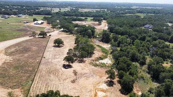 5 Acres of Residential Land for Sale in Poolville, Texas