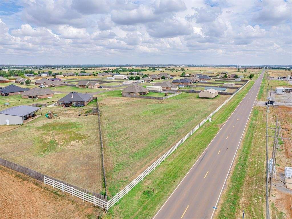 1 Acres of Land for Sale in Piedmont, Oklahoma