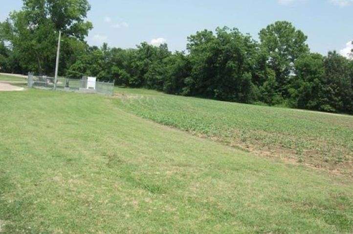 35.7 Acres of Commercial Land for Sale in Gallaway, Tennessee