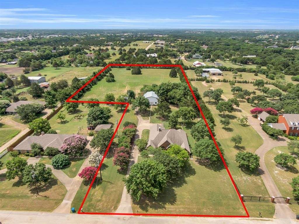 4.2 Acres of Residential Land with Home for Sale in Midlothian, Texas