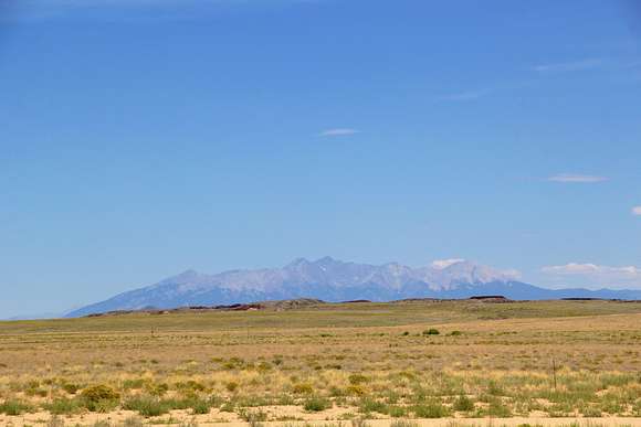 Sangre de Cristo Mountains to the Northeast