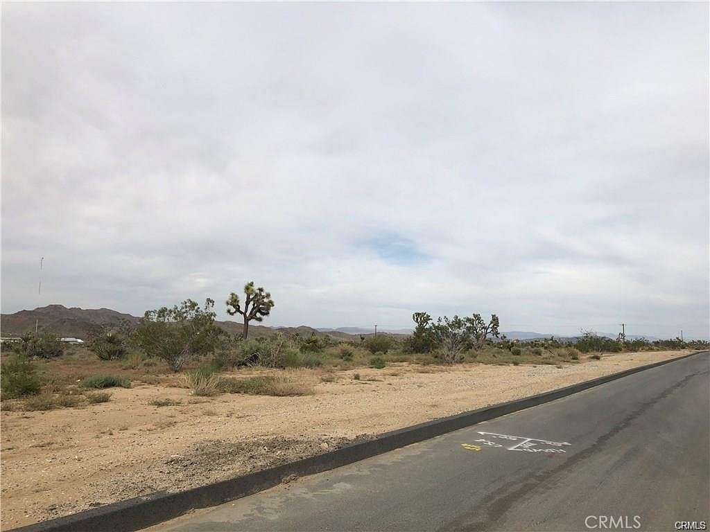 4.143 Acres of Mixed-Use Land for Sale in Yucca Valley, California