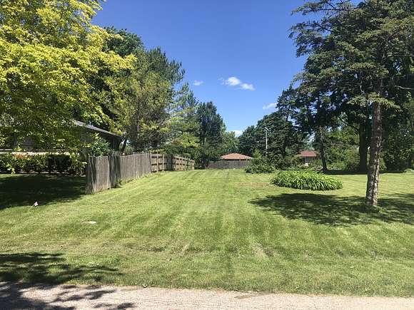 Residential Land for Sale in Lake Zurich, Illinois