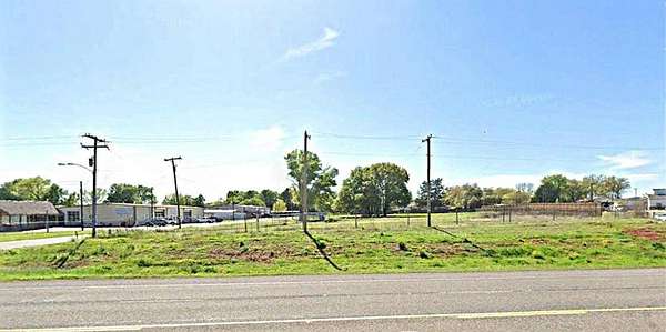 2 Acres of Commercial Land for Sale in Palestine, Texas
