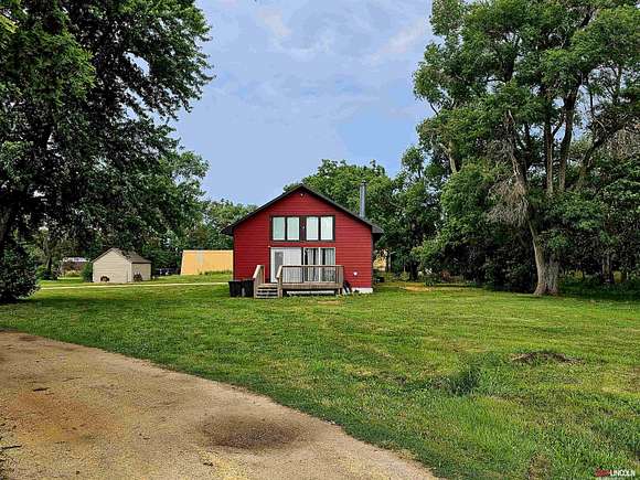5.713 Acres of Residential Land with Home for Sale in Harvard, Nebraska