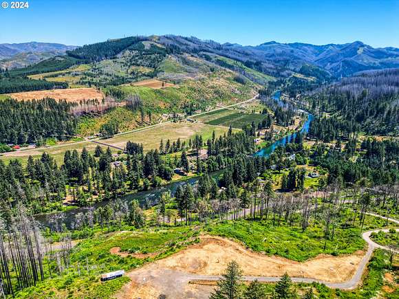 12.78 Acres of Land for Sale in Vida, Oregon