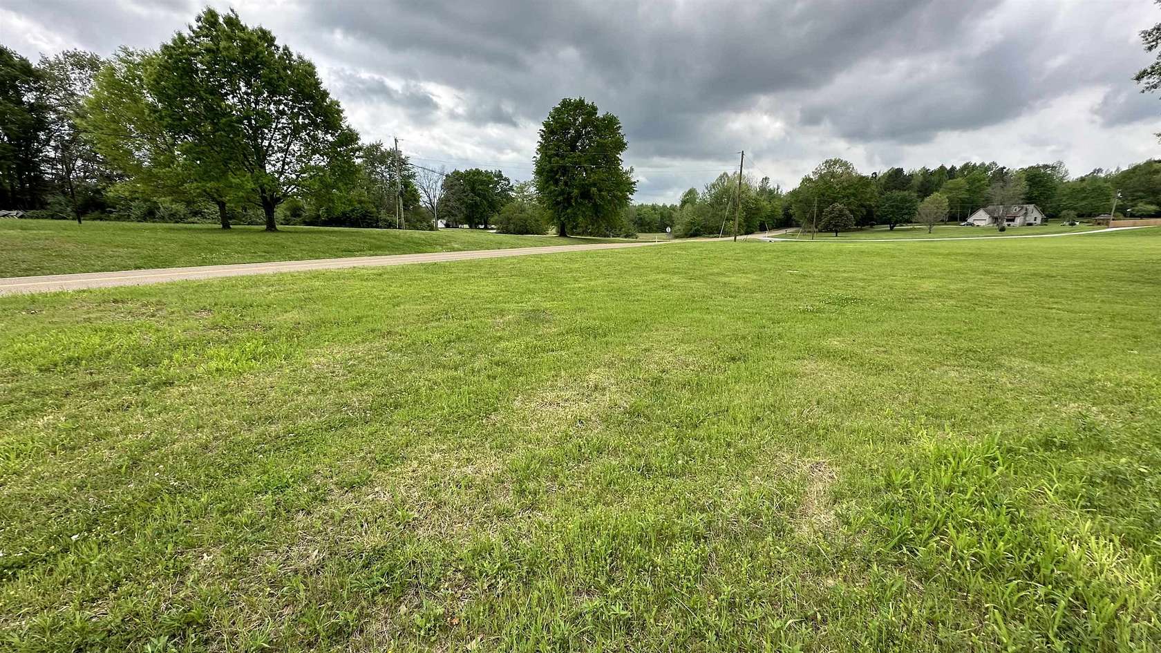 9.4 Acres of Land for Sale in Oakfield, Tennessee