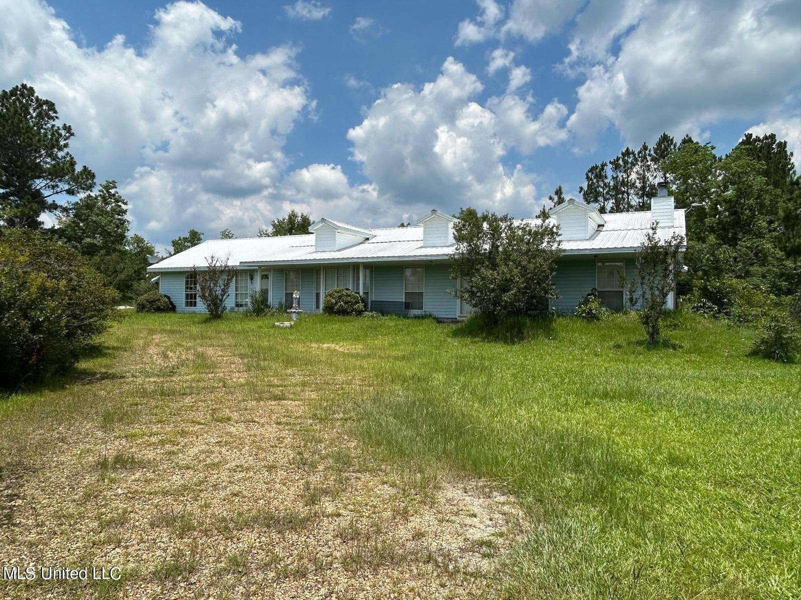 3.1 Acres of Residential Land with Home for Sale in Kiln, Mississippi