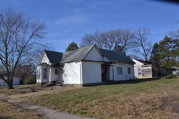 0.25 Acres of Residential Land for Sale in Lyndon, Kansas