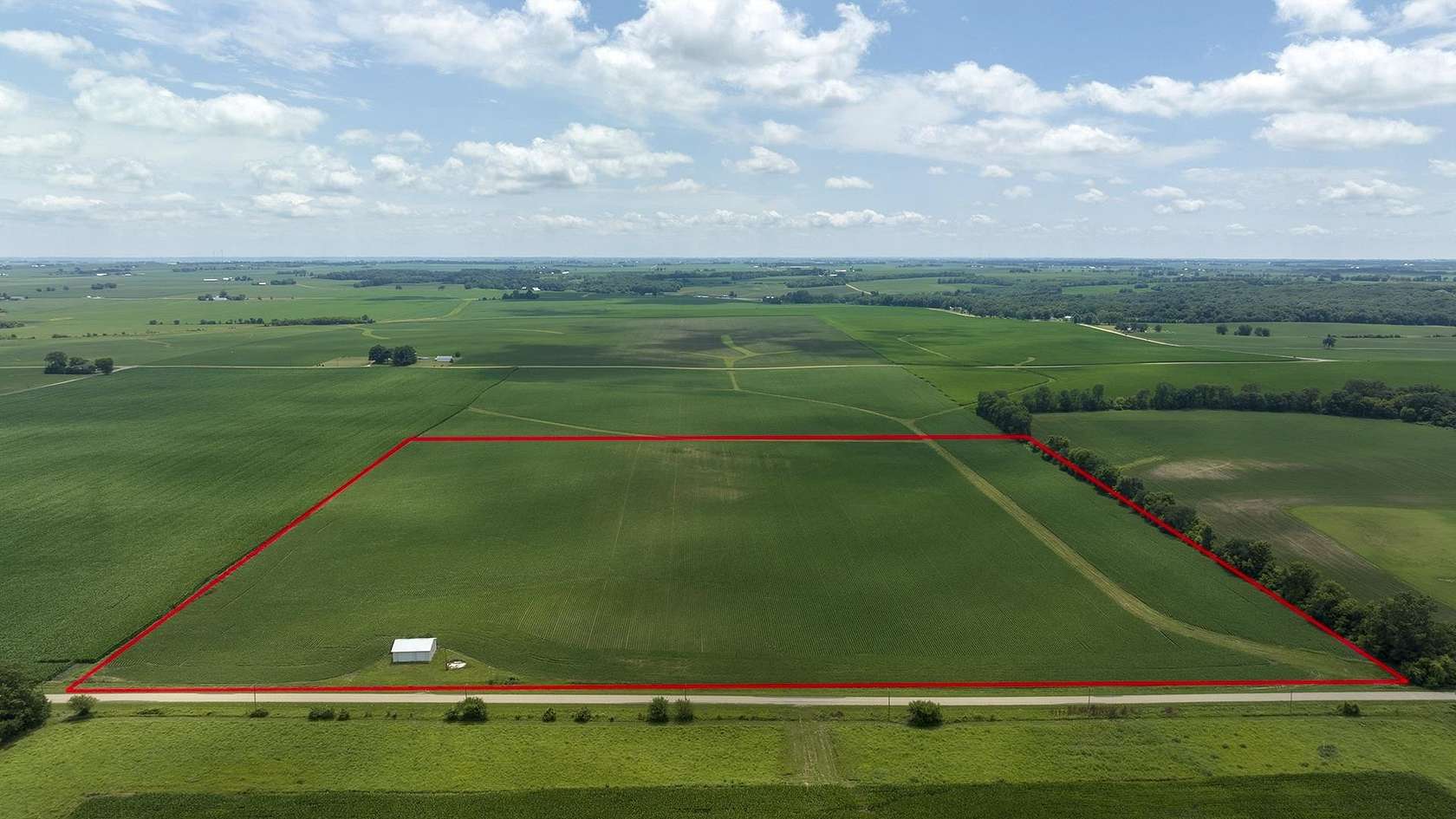 40 Acres of Agricultural Land for Sale in Chana, Illinois