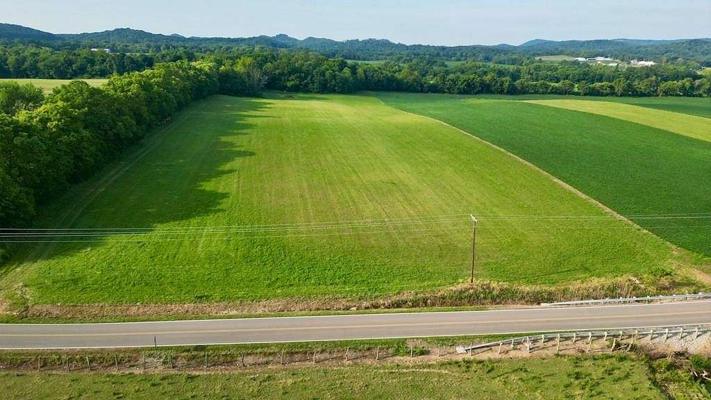 10 Acres of Residential Land for Sale in Kingston, Ohio
