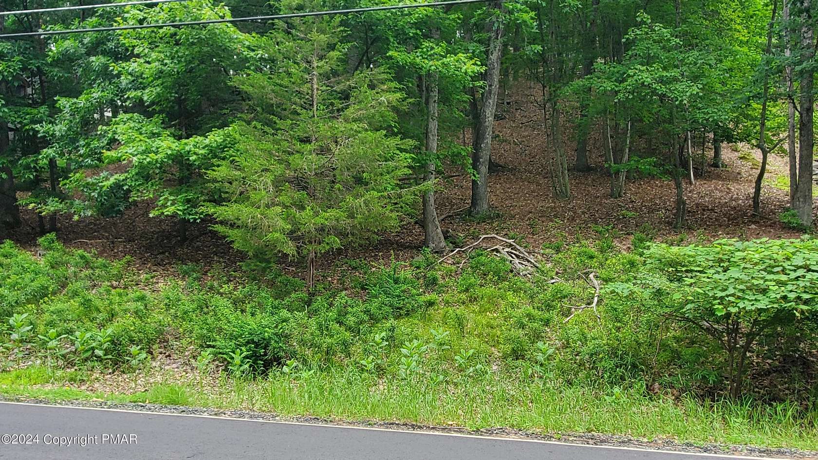 0.67 Acres of Residential Land for Sale in Bushkill, Pennsylvania