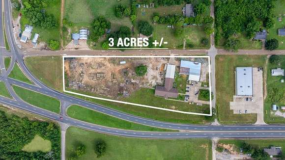 3.03 Acres of Improved Commercial Land for Sale in Timpson, Texas