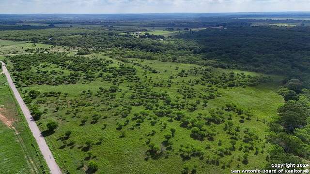 11 Acres of Recreational Land for Sale in Seguin, Texas
