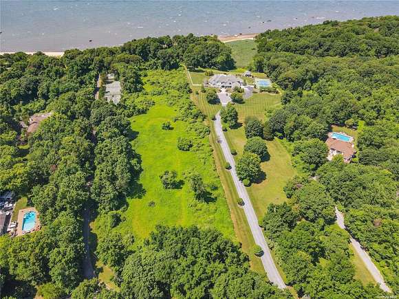 8.42 Acres of Residential Land for Sale in Smithtown, New York