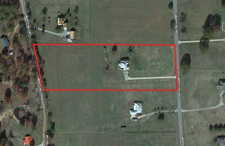 6.5 Acres of Residential Land with Home for Sale in Highland, Arkansas