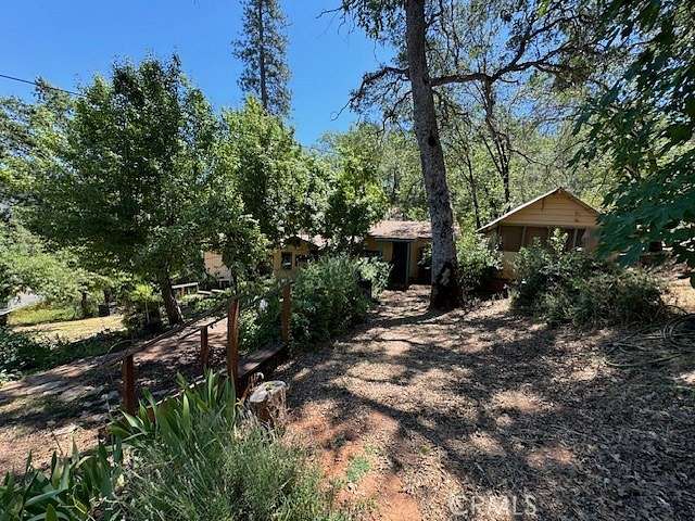 9 Acres of Residential Land with Home for Sale in Midpines, California