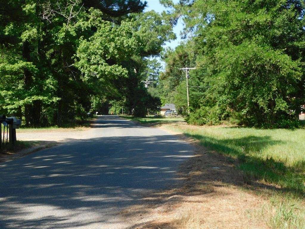 14.3 Acres of Land for Sale in Springhill, Louisiana