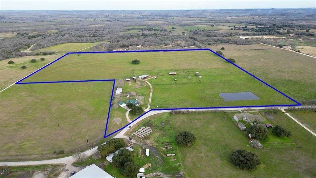 92.983 Acres of Agricultural Land with Home for Sale in Lockhart, Texas