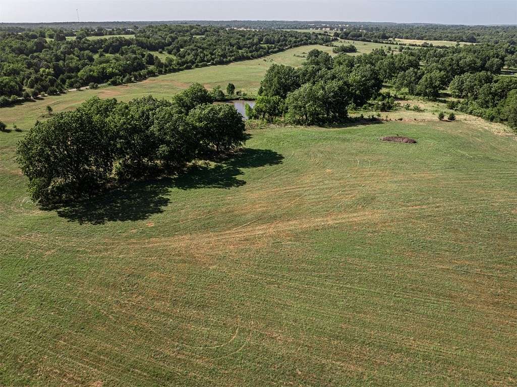 36.01 Acres of Agricultural Land for Sale in Okemah, Oklahoma