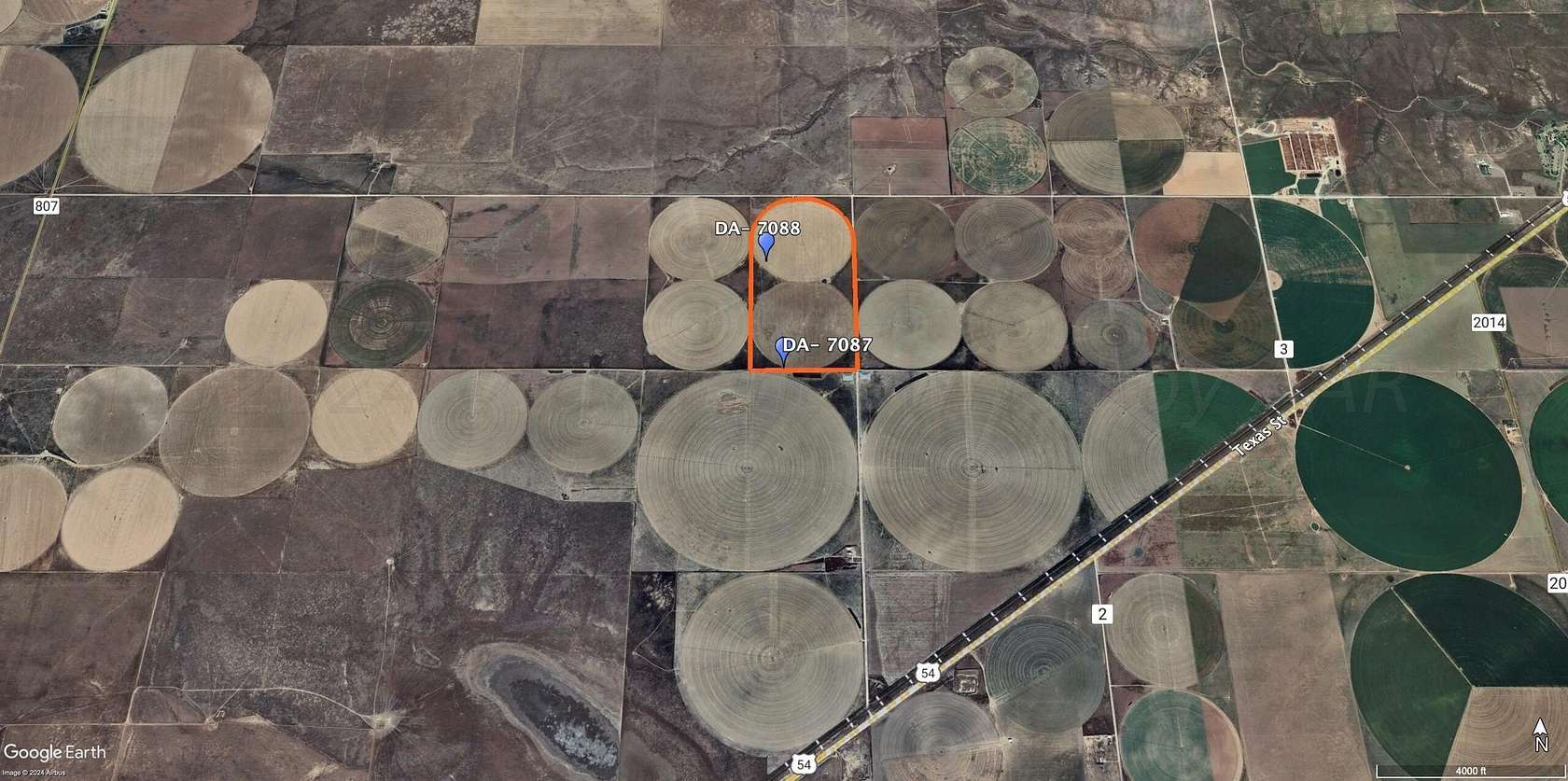 302 Acres of Land for Sale in Stratford, Texas