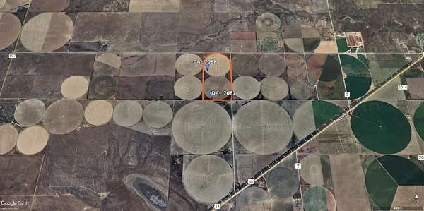 302 Acres of Land for Sale in Stratford, Texas