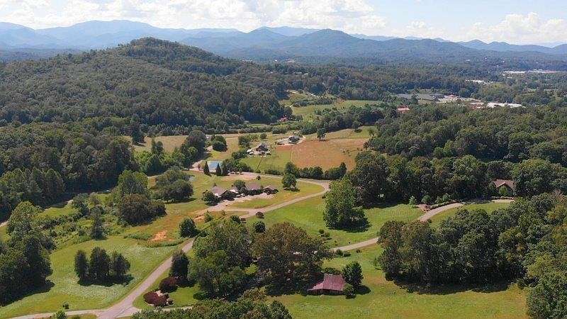 1.234 Acres of Residential Land for Sale in Franklin, North Carolina