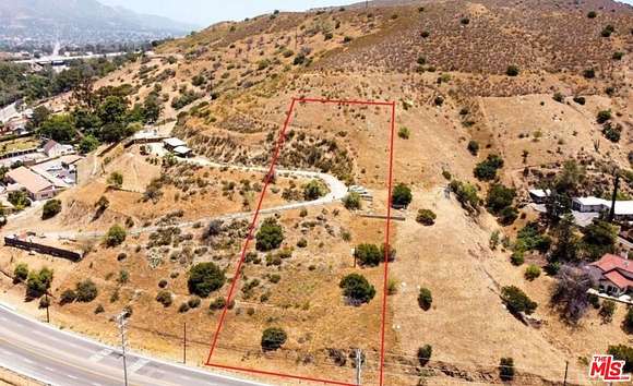 0.931 Acres of Land for Sale in Shadow Hills, California