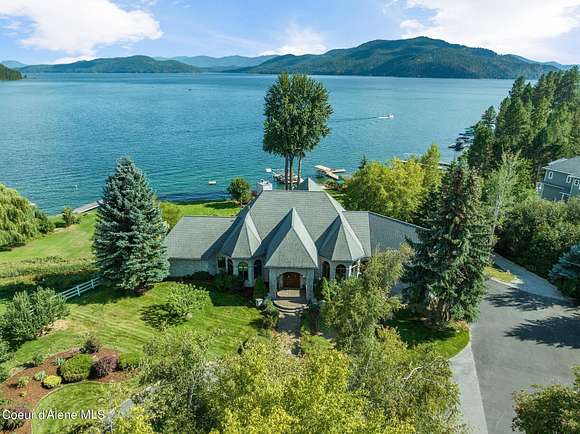 2.67 Acres of Residential Land with Home for Sale in Sandpoint, Idaho