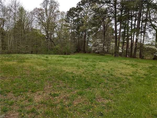 4 Acres of Land for Sale in Carrollton, Virginia