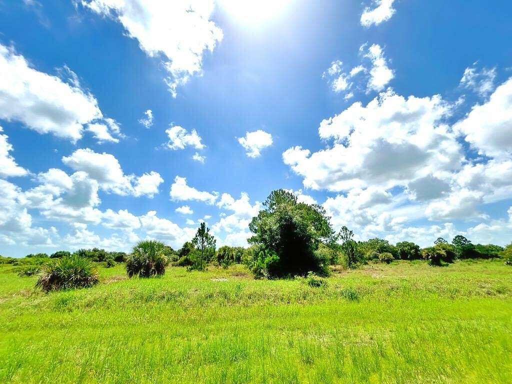 1.087 Acres of Residential Land for Sale in Clewiston, Florida
