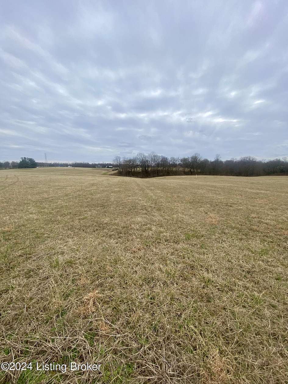 5.72 Acres of Residential Land for Sale in Hodgenville, Kentucky