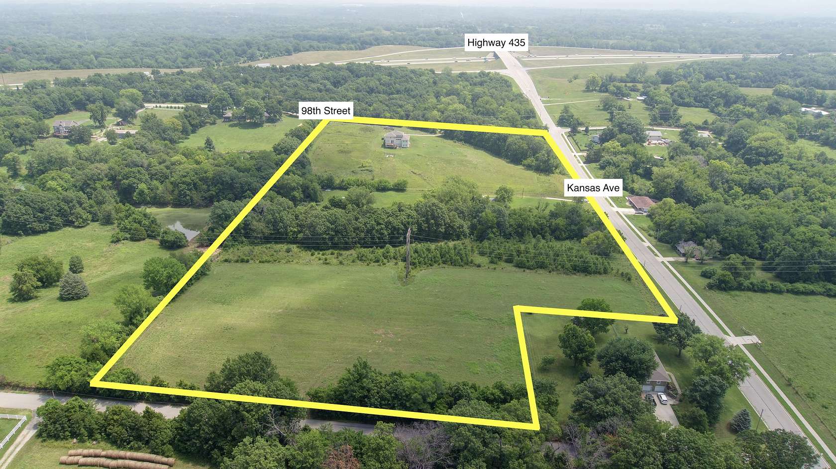 17 Acres of Improved Mixed-Use Land for Sale in Edwardsville, Kansas