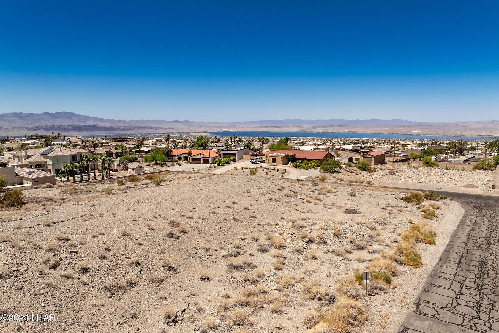 1.01 Acres of Residential Land for Sale in Lake Havasu City, Arizona