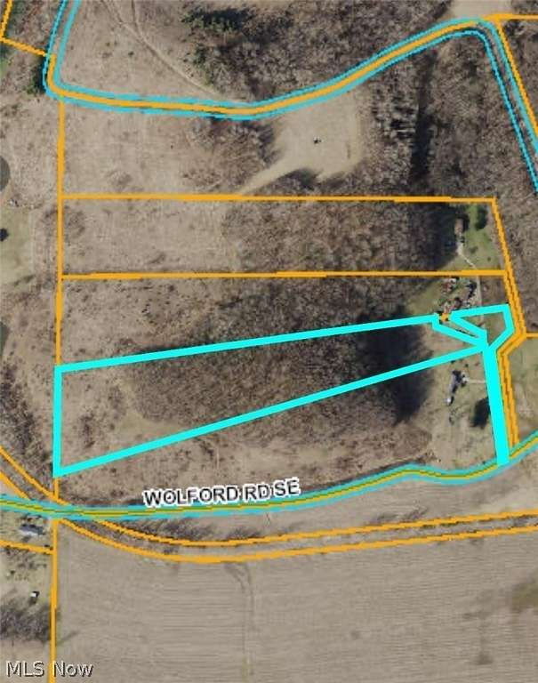 11.671 Acres of Land for Sale in Uhrichsville, Ohio