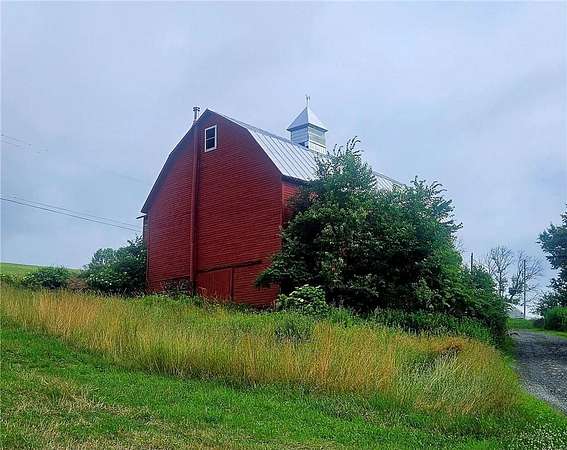 28 Acres of Recreational Land with Home for Sale in Jeffersonville, New York