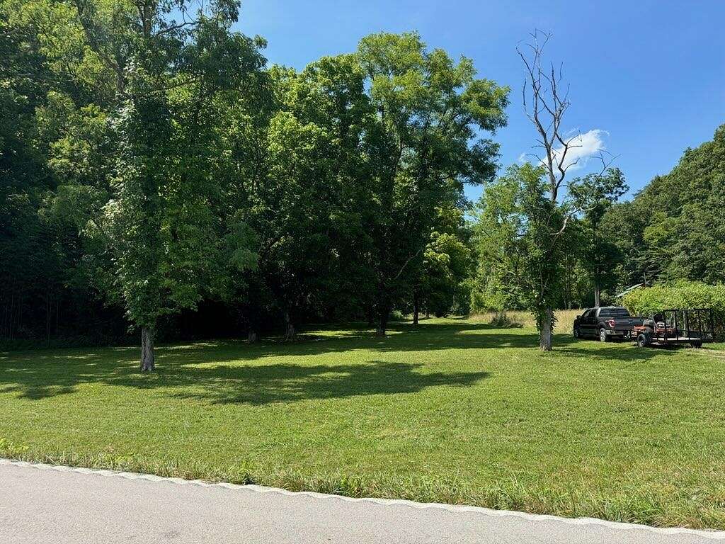 0.75 Acres of Residential Land for Sale in Frenchburg, Kentucky