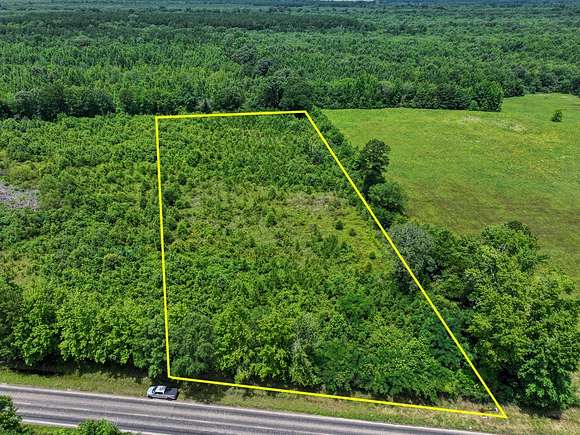 3.29 Acres of Residential Land for Sale in De Kalb, Texas