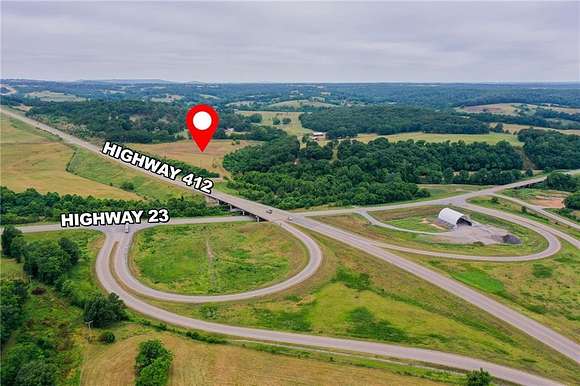 12.64 Acres of Mixed-Use Land for Sale in Huntsville, Arkansas