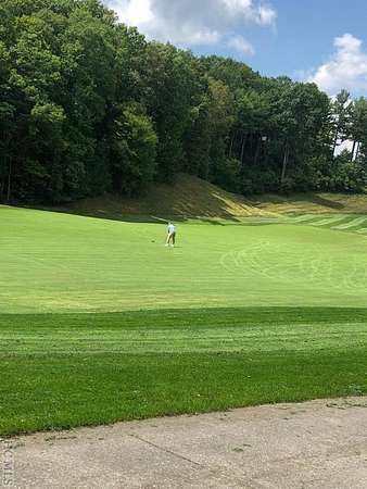 2 Acres of Residential Land for Sale in Lake Toxaway, North Carolina