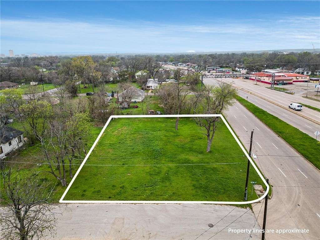 0.31 Acres of Commercial Land for Sale in Waco, Texas