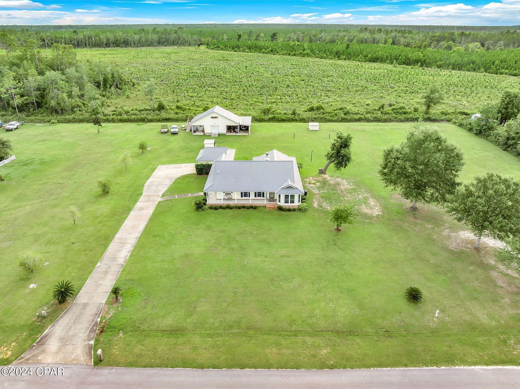 2.16 Acres of Residential Land with Home for Sale in Wewahitchka, Florida
